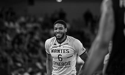 Από καρδιακό πρόβλημα που δεν είχε διαγνωστεί ο θάνατος του Μάρσαλ