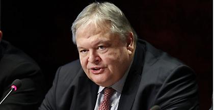 Βενιζέλος: Ομολογία Τσίπρα για εντολή ευτελισμού της κοινοβουλευτικής τάξης