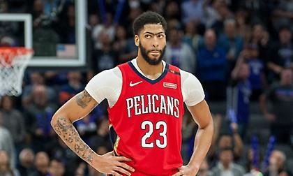 Κορυφώνονται οι συζητήσεις Λέικερς-Πέλικανς για Ντέιβις, δύσκολο για Μπακς