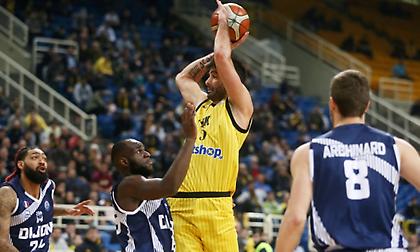 Παρών ο Σάκοτα με Αντβέρπ