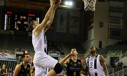 «Λύγισε» από την Τενερίφη και οριστικά τέταρτος ο ΠΑΟΚ