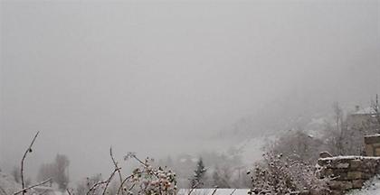Τρίκαλα: Χιόνια στα ορεινά και βροχές στα πεδινά