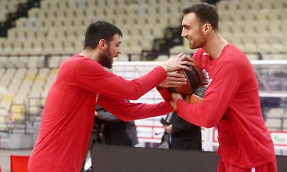 Με Μιλουτίνοφ, Παπανικολάου ο Ολυμπιακός στο Ισραήλ