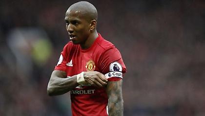 Ανανέωσε με τη Γιουνάιτεντ ο Γιανγκ