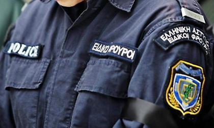 Βουλή: Μονιμοποιούνται 70 ειδικοί φρουροί