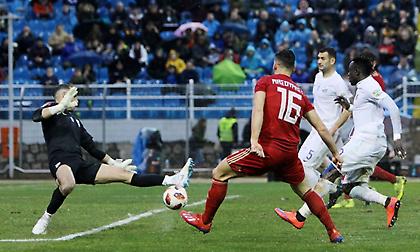 Γκολ ο Ολυμπιακός, απάντηση από Λαμία και 3-3 (video)