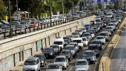 Κίνηση: Ταλαιπωρία στον Κηφισό από ακινητοποιημένα οχήματα