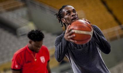 «Έκλεισε» Πάρις Λι για το καλοκαίρι η ΑΕΚ!