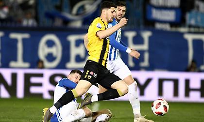 Δείτε το ανύπαρκτο πέναλτι που καταλόγισε ο Σιδηρόπουλος υπέρ της ΑΕΚ