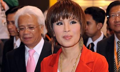 Ταϊλάνδη:Αυτή είναι η πριγκίπισσα που διεκδικεί να γίνει Πρωθυπουργός (vid)