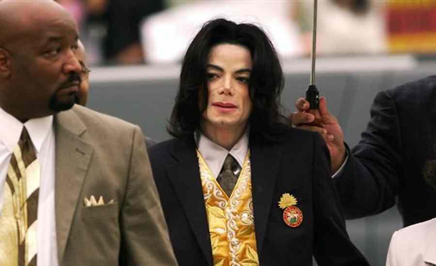 Σοκαριστικές αποκαλύψεις: «Αδίστακτος παιδόφιλος» o Μάικλ Τζάκσον (video)