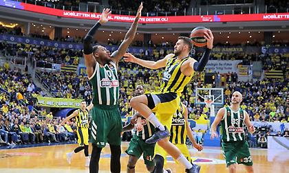 Γκούντουριτς: «Πολύ χαρούμενος για τη νίκη επί του Παναθηναϊκού»