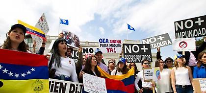 Βενεζουέλα: Η Κίνα απευθύνει έκκληση για συνομιλίες προκειμένου να επιλυθεί η κρίση