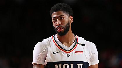 Αποδοκιμάστηκε ο Άντονι Ντέιβις-«Δεν με νοιάζει τι λένε», απάντησε