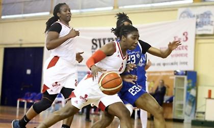 Σάρωσε ο Ολυμπιακός, ζόρικη νίκη για ΠΑΟΚ