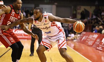 Έκλεισε στον Ερυθρό Αστέρα και πάει Βελιγράδι ο Ρίβερς!