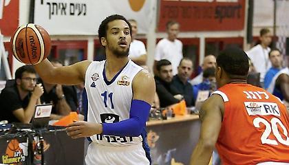 Τέλος ο Ντίξον από Μπνέι Χερζλίγια, πήραν Ντάισον και Φίσερ