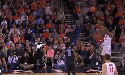 Ο Λεμπρόν είδε Ζάιον Γουίλιαμσον (video)