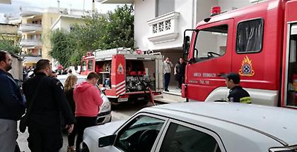Πυρκαγιά σε πολυκατοικία στις Σέρρες. Εννέα άτομα στο νοσοκομείο