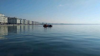 Ανέσυραν μέχρι και... χημική τουαλέτα από τον Θερμαϊκό!