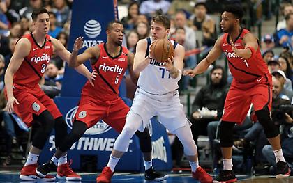 Μυθικός Ντόντσιτς και σούπερ ανατροπή για Ντάλας, άνετα οι Σίξερς τους Λέικερς