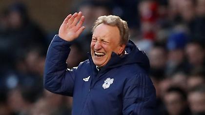 Ακυρώθηκε το ταξίδι στην Τενερίφη λόγω πένθους για Σάλα η Κάρντιφ