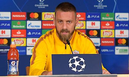 Ο Ντε Ρόσι προσπαθεί να βάλει τέλος στην κόντρα Κολάροφ-οπαδών