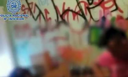 Συνελήφθη ομάδα γκραφιτάδων που ακινητοποιούσε τρένα για να ζωγραφίσει(vid)