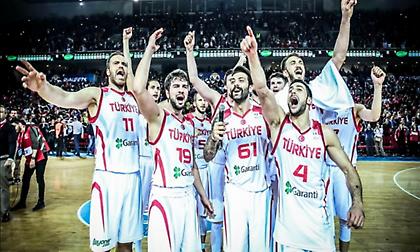 Με Ευρωλιγκάτους στα «παράθυρα» η Τουρκία
