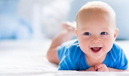 Πεθερά άλλαξε το όνομα του εγγονού της, ενώ η νύφη της κοιμόταν!