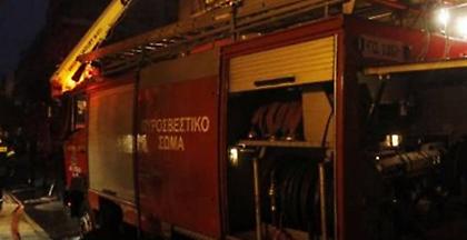 Ένας τραυματίας σε πυρκαγιά κατοικίας στην Καλλιθέα