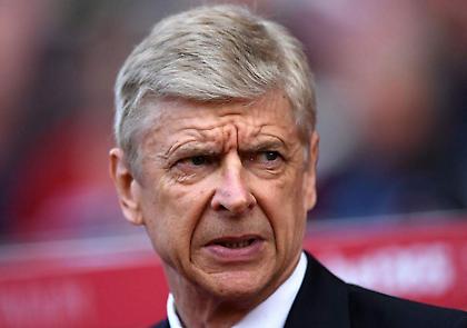 Βενγκέρ: «Μεγάλη η διαφορά μεταξύ Γιουνάιτεντ και Παρί»