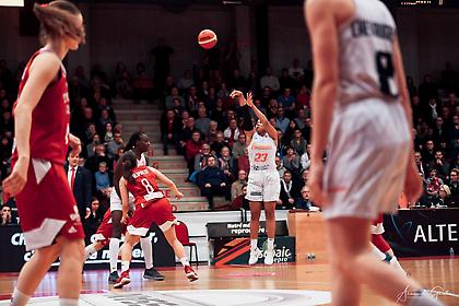 Live Streaming: Ολυμπιακός - Καρόλο (video)