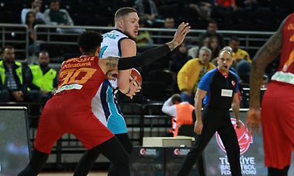 Απέκλεισε τη Γαλατά και πέρασε στα ημιτελικά η Τουρκ Τέλεκομ!