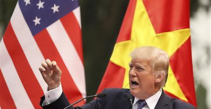 Παράταση 60 ημερών στην εμπορική ανακωχή με την Κίνα «εξετάζει ο Τραμπ»