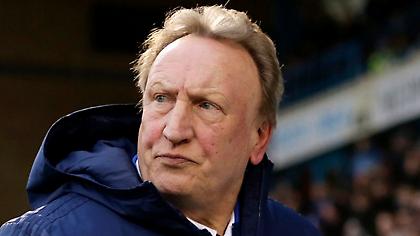 Στην κηδεία του Σάλα ο Νέιλ Γουόρνοκ