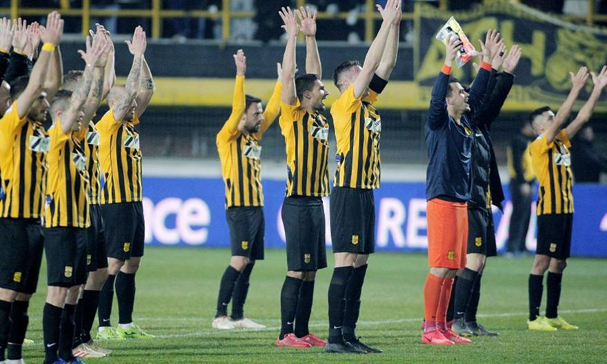 Και ο ποδοσφαιρικός Άρης στο πλευρό του Δημήτρη (video)