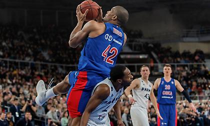 «Καθάρισε» στο δεύτερο μέρος την Πάρμα η ΤΣΣΚΑ