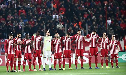 Το στραγγάλισμα που θέλει ο Μαρτίνς και τρεις φωτό που λένε πολλά…