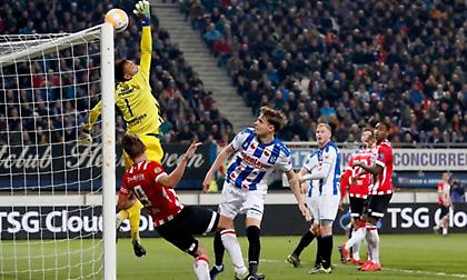 Γλίτωσε το κάζο η Αϊντχόφεν