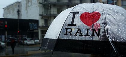 «Ανοίγει» ο καιρός την Κυριακή - Ανεβαίνει η θερμοκρασία