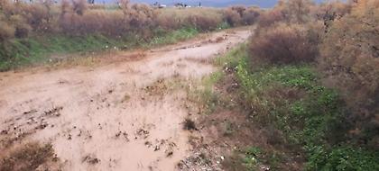 Αγωνία για αγνοούμενο ζευγάρι στην Κρήτη- Χείμαρρος παρέσυρε το αυτοκίνητό τους