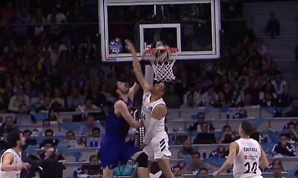 Το φοβερό κάρφωμα του Τόμιτς στο Top 7 του Copa del Rey (video)