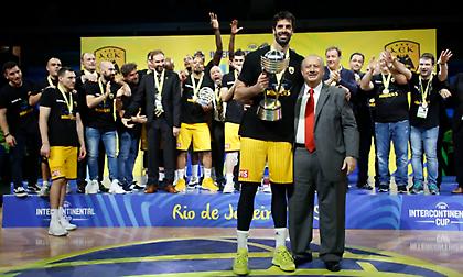 Σάκοτα: «Υπερήφανοι που γράψαμε μία ακόμα σελίδα στην πλούσια ιστορία της ΑΕΚ»