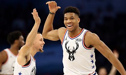 Το εντυπωσιακό κάρφωμα του Γιάννη σε όλες τις γλώσσες! (video)