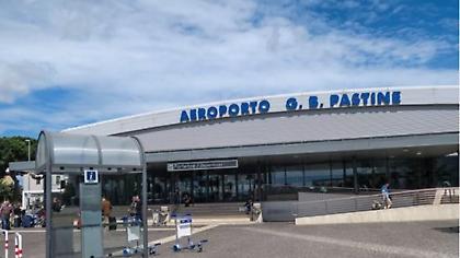 Έκλεισε το αεροδρόμιο Τσιαμπίνο της Ρώμης λόγω φωτιάς