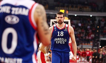 Μερμάν: «Θέλει να επιστρέψει στις νίκες ο Ολυμπιακός»