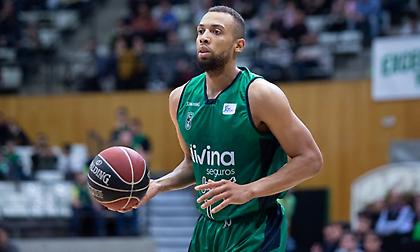 Μιλάει με πρώην παίκτη των Τρικάλων η Χάποελ