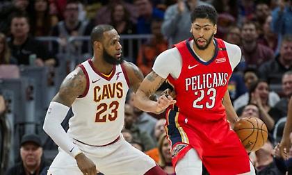 ΛεΜπρόν – Ντέιβις: Έφαγαν μαζί και … τάισαν τις φήμες (pic)