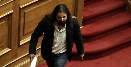 Άρση ασυλίας Μπαρμπαρούση για την άρνηση υποβολής σε έλεγχο της Τροχαίας